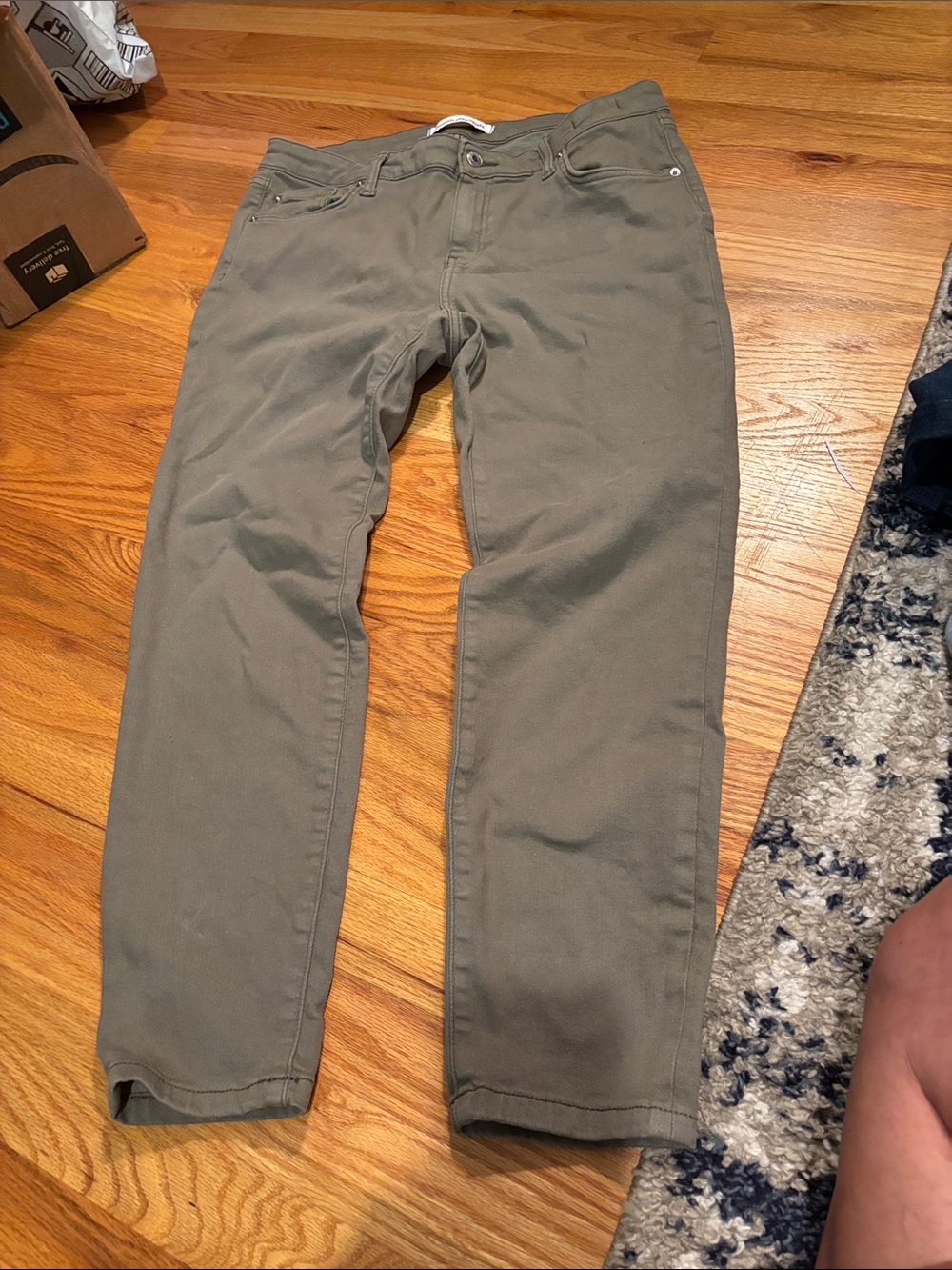 Amazon Essentials women’s Straight Chino Pants in Olive